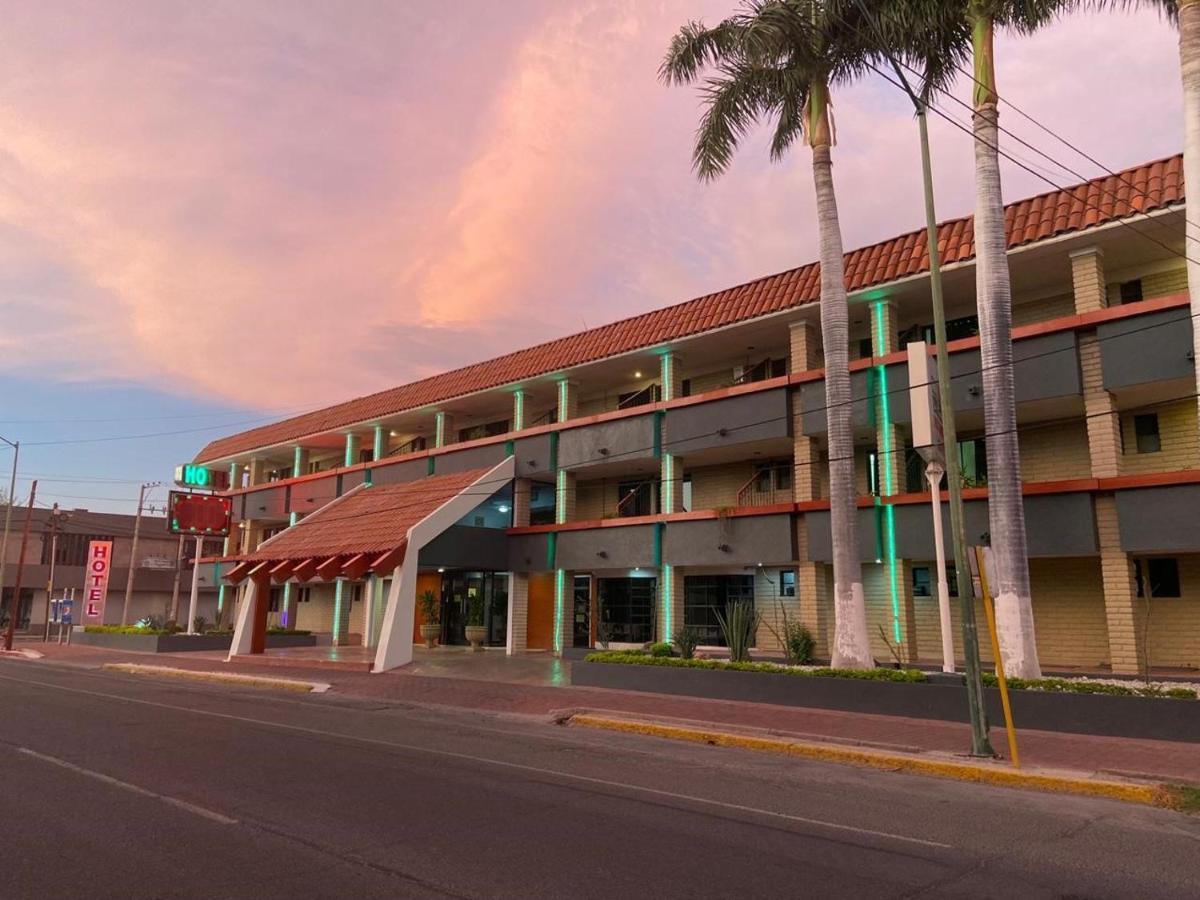 Hotel La Finca Hermosillo Esterno foto